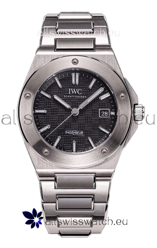 IWC Ingenieur IW328901 Black Dial 1:1 Mirror Swiss Replica Watch 40MM