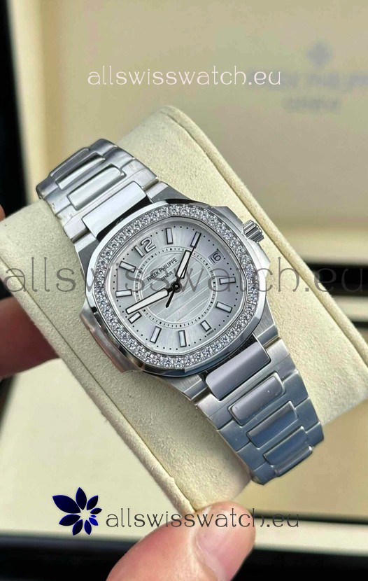 Patek Philippe Nautilus Super Clone 7010 32MM 1:1 Mirror Replica Steel Dial 