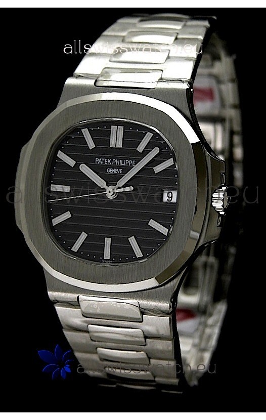 Patek Philippe Nautilis Jumbo Swiss Watch in Steel Casing