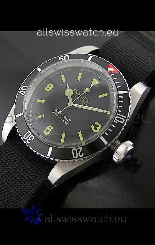 Rolex Submariner Swiss Replica Watch in Domed Crystal and Nylon Strap